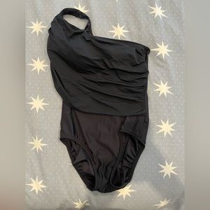 Women’s Swimsuit 14